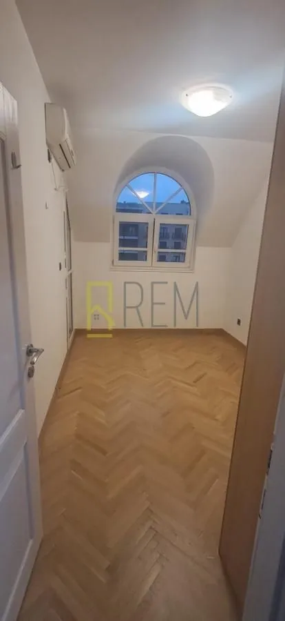 Rent, apartment, 72m², Ljubović, Podgorica