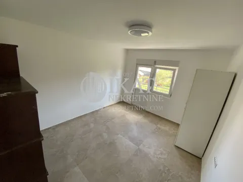 Izdavanje, kuća, 160m², Boleč, Grocka - image 7