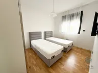 Izdavanje, dvosoban stan, 100m2, Dalmatinska ulica, Podgorica