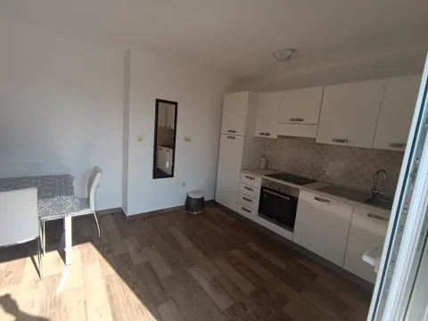 Rent, three bedroom apartment, 88m², Kavač, Kotor - image 8