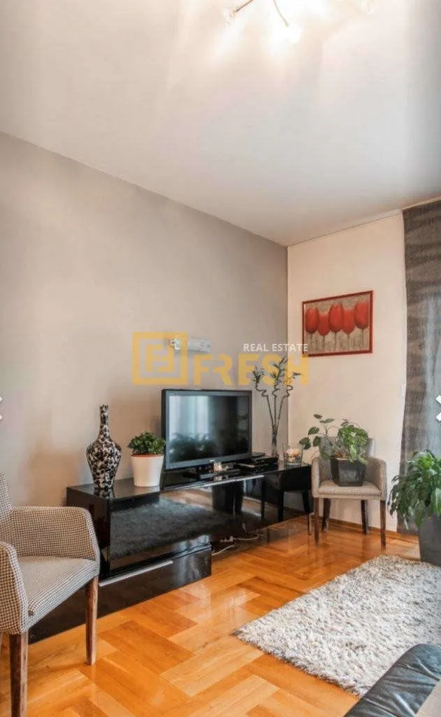 Sale, two bedroom apartment, 106m², Tivat, Crna Gora