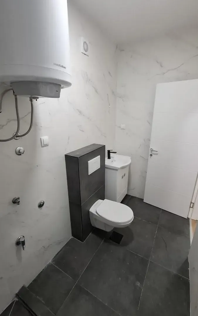 Prodaja, trosoban stan, 60m², Detelinara, Novi Sad Sve Podlokacije