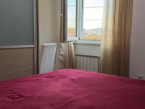 Izdavanje, trosoban stan, 88m², Dajbabe, Podgorica - image 9