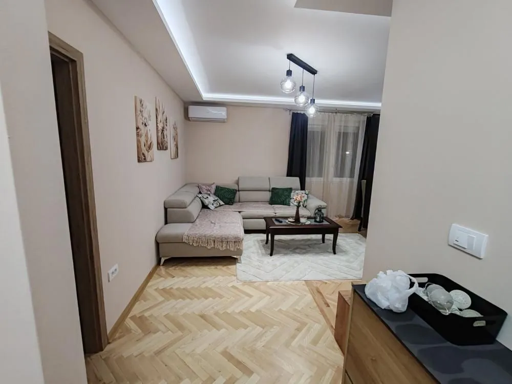 Prodaja, dvosoban stan, 59m², Lipova, Vrnjačka Banja