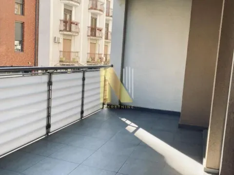 Izdavanje, četvorosoban stan, 98m², Centar, Novi Sad - image 6