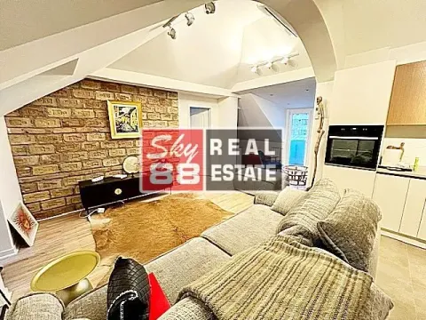 Prodaja, trosoban stan, 76m², Kalenić Pijaca, Vračar Sve Podlokacije - image 2