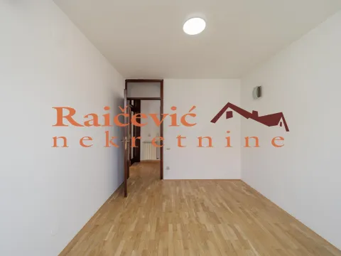 Rent, office space, 90m², Lekino Brdo, Voždovac Sve Podlokacije - image 14