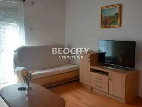 Izdavanje, dvosoban stan, 43m², Centar, Novi Sad - image 2