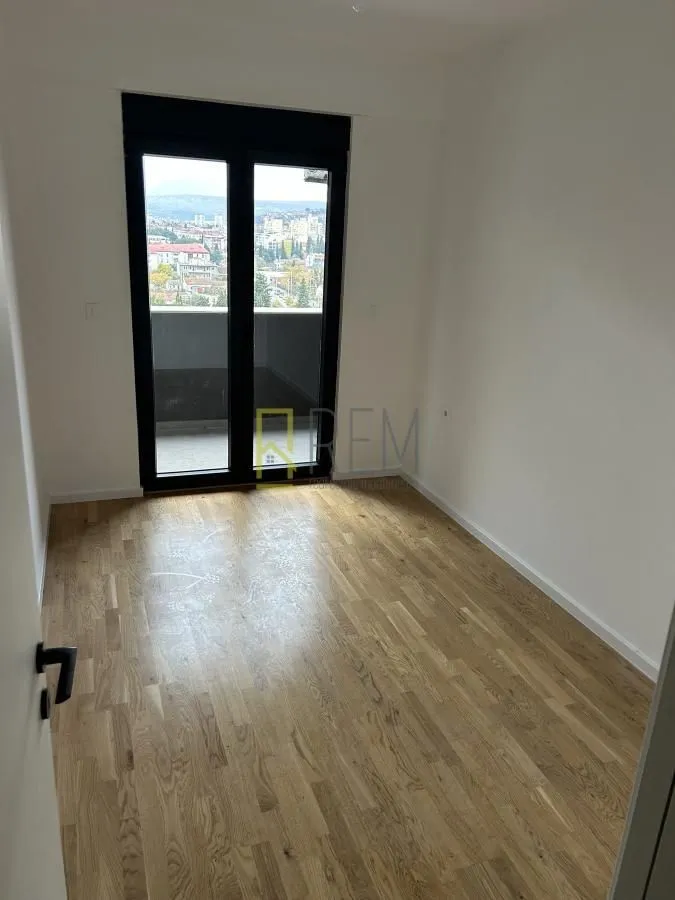 Prodaja, jednosoban stan, 44m², Stari Aerodrom, Podgorica