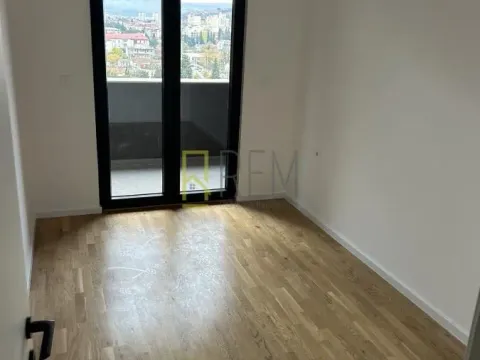 Prodaja, jednosoban stan, 44m², Stari Aerodrom, Podgorica - image 2
