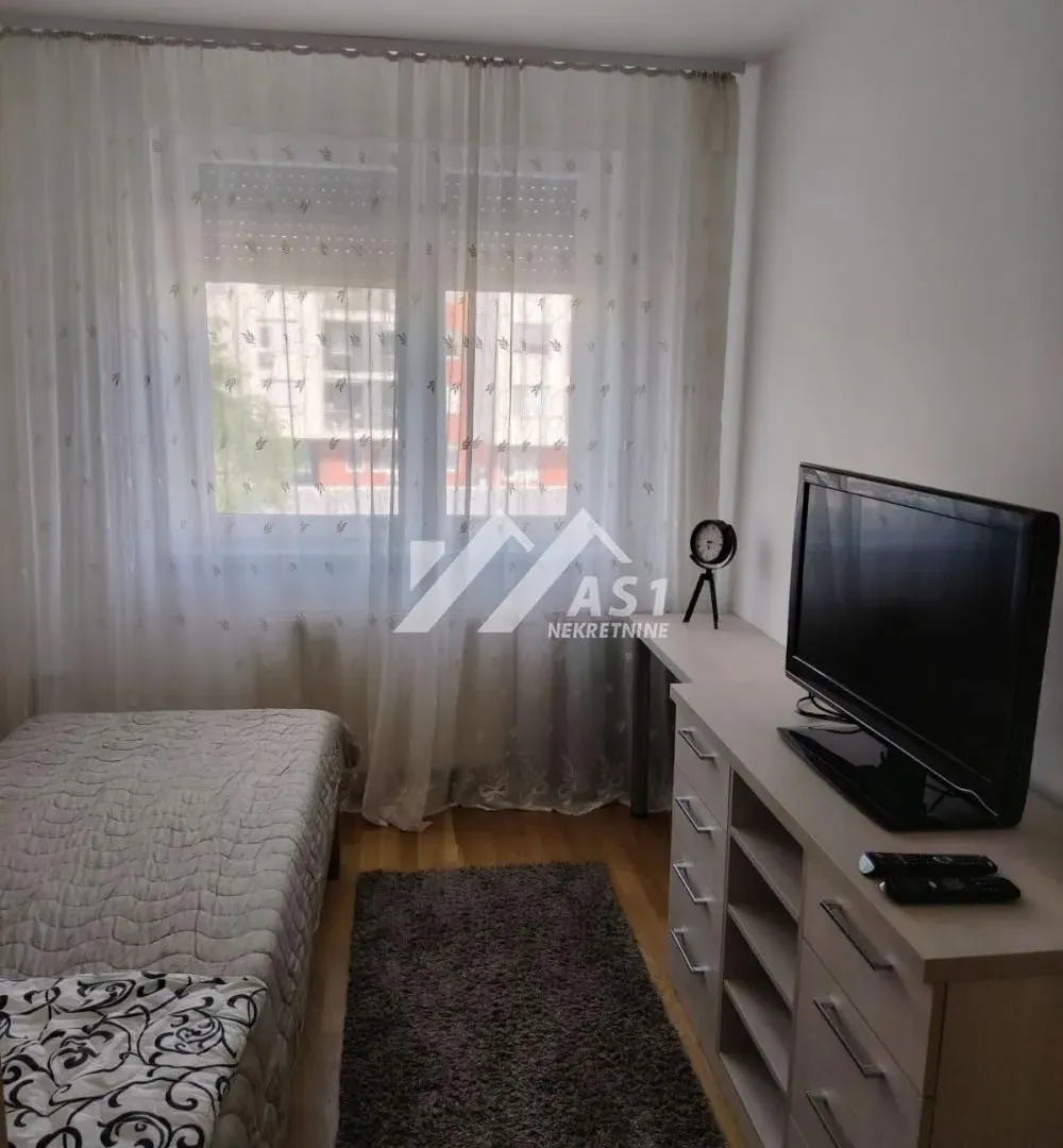 Izdavanje, trosoban stan, 65m², Novi Majur, Petrovaradin