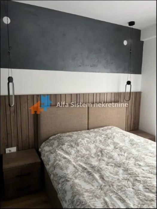 Rent, three bedroom apartment, 85m², Crveni Krst, Beograd