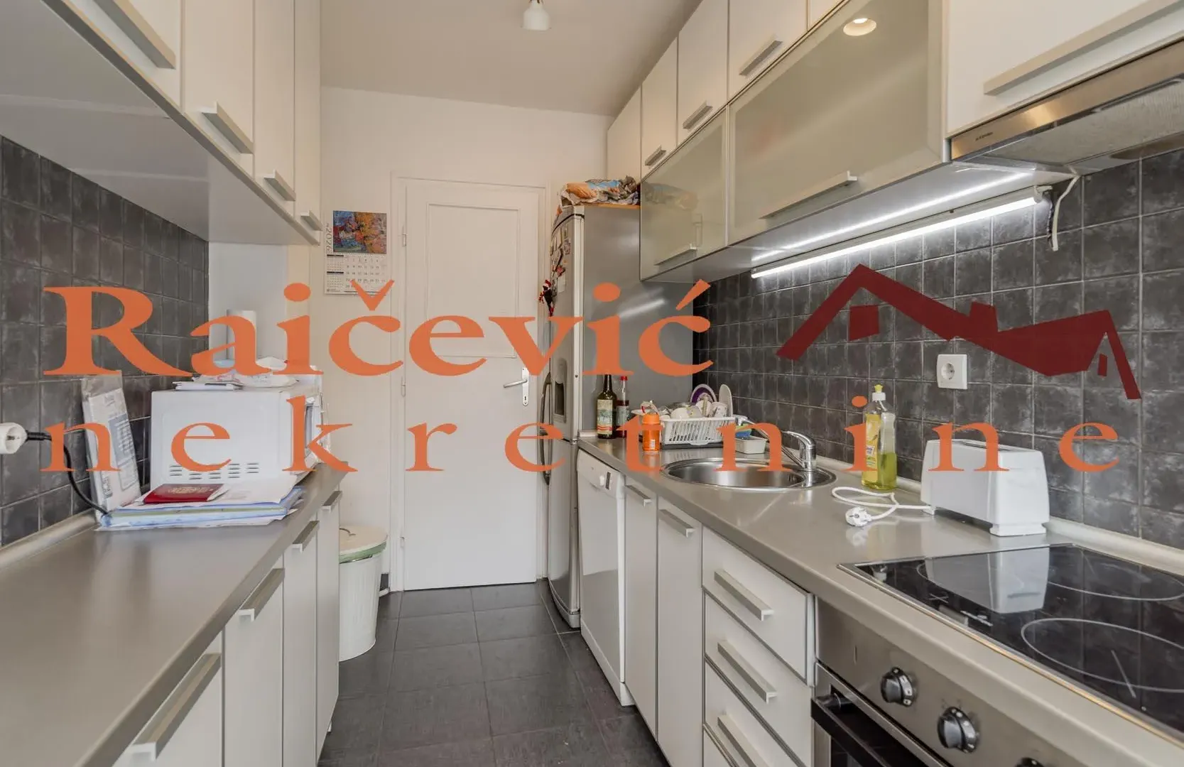 Sale, three bedroom apartment, 69m², Vračar Sve Podlokacije, Beograd