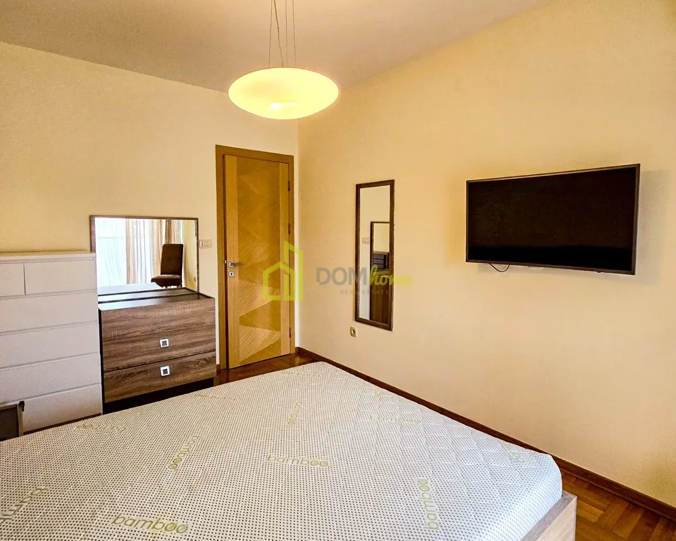 Izdavanje, trosoban stan, 95m², Momišići, Podgorica