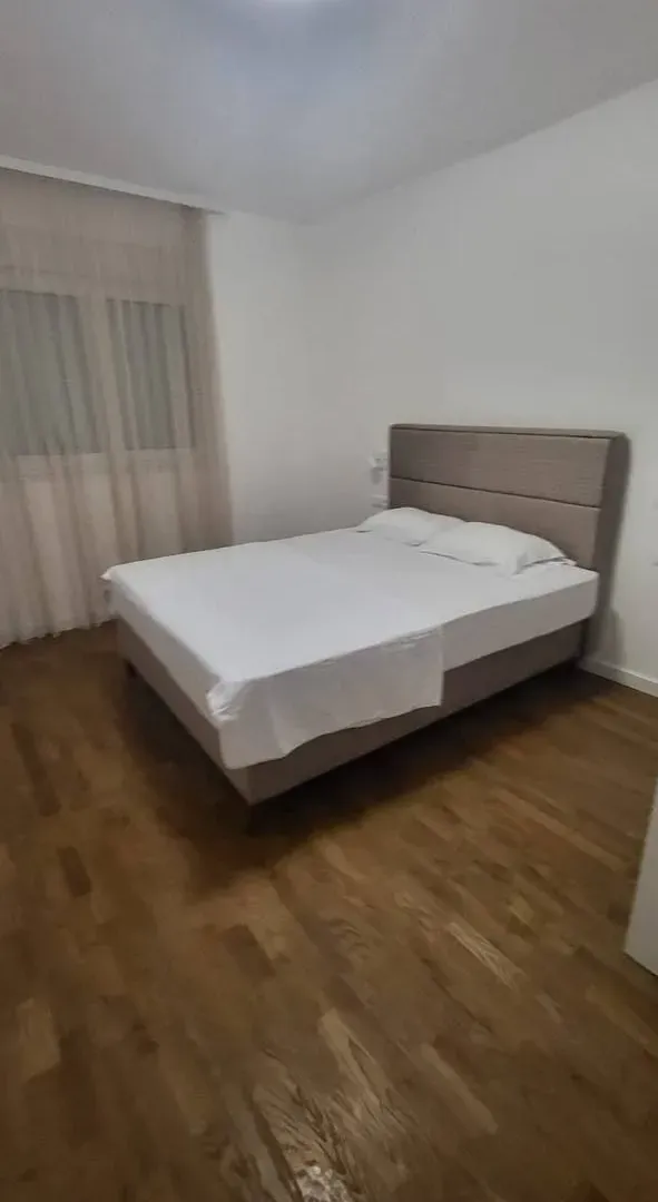 Rent, one bedroom apartment, 55m², Stari Aerodrom, Podgorica