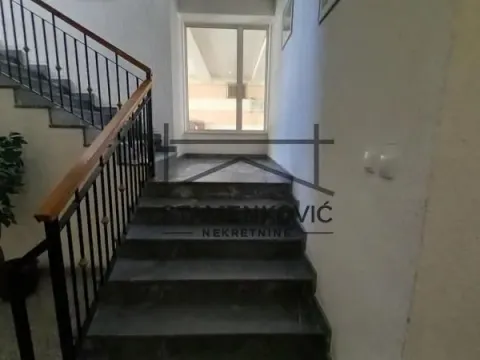 Rent, office space, 94m², Centar, Novi Sad - image 9