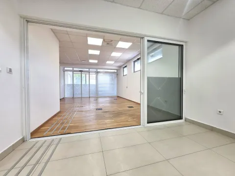 Rent, office space, 180m², Stara Varoš, Podgorica - image 9
