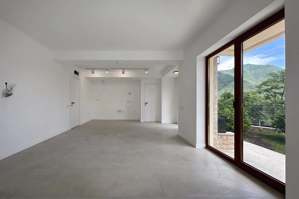 Prodaja, jednosoban stan, 46m², Kamenari, Herceg Novi