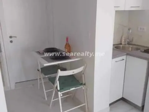 Izdavanje, jednosoban stan, 29m², Budva, Crna Gora - image 8