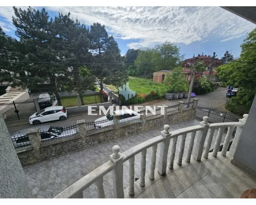 Rent, four bedroom apartment, 115m², Savski Venac, Beograd