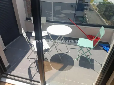 Izdavanje, dvosoban stan, 57m², Surčin, Beograd - image 8