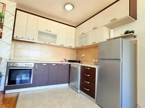 Rent, two bedroom apartment, 60m², Krivi Most, Podgorica - image 5