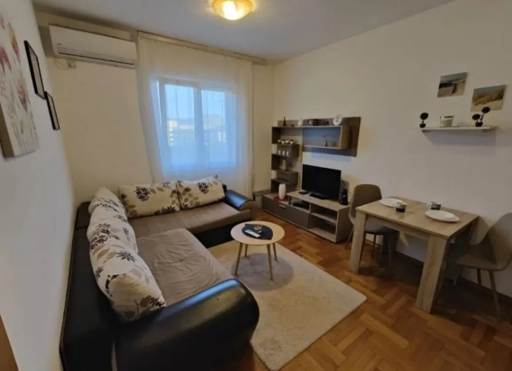 Rent, one bedroom apartment, 34m², Stari Aerodrom, Podgorica