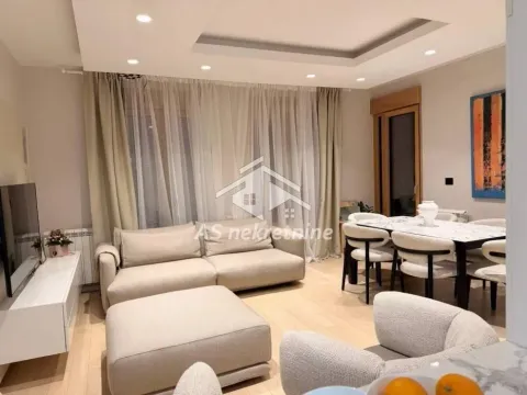 Izdavanje, četvorosoban stan, 103m², Stari Grad, Beograd - image 3
