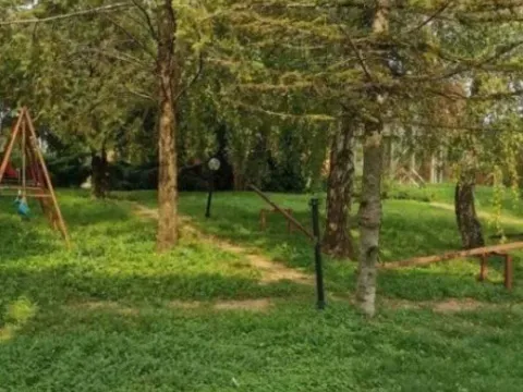 Sale, house, 550m², Irig, Srbija - image 12