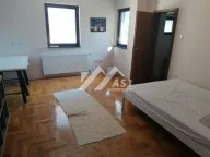 Izdavanje, kuća, 220m², Slana Bara, Novi Sad Sve Podlokacije - image 6
