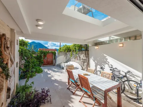 Prodaja, kuća, 232m², Kotor, Crna Gora - image 7