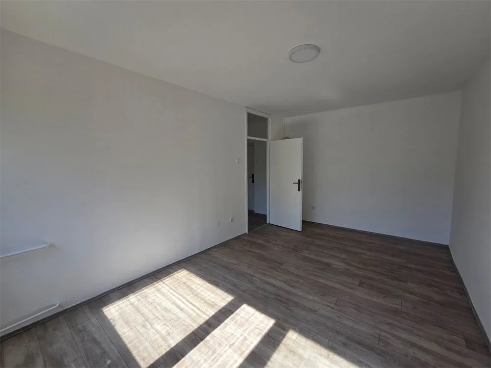 Prodaja, jednosoban stan, 41m², Novi Beograd Blok 61, Novi Beograd Sve Podlokacije