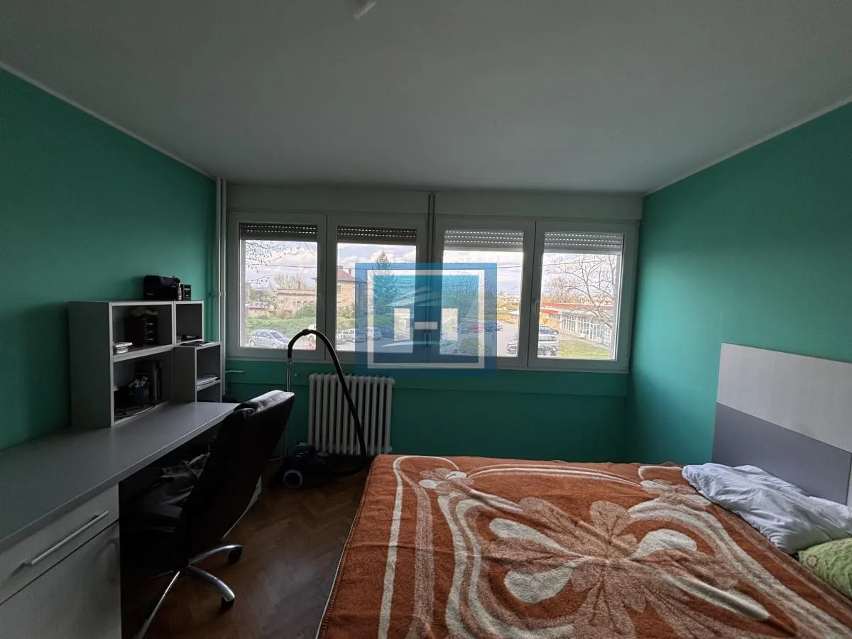 Prodaja, trosoban stan, 73m², Centar, Jagodina
