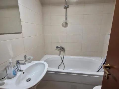 Rent, one bedroom apartment, 54m², City Kvart, Podgorica - image 7