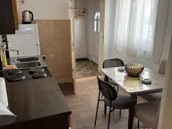 Izdavanje, kuća, 70m², Autokomanda, Voždovac Sve Podlokacije - image 3