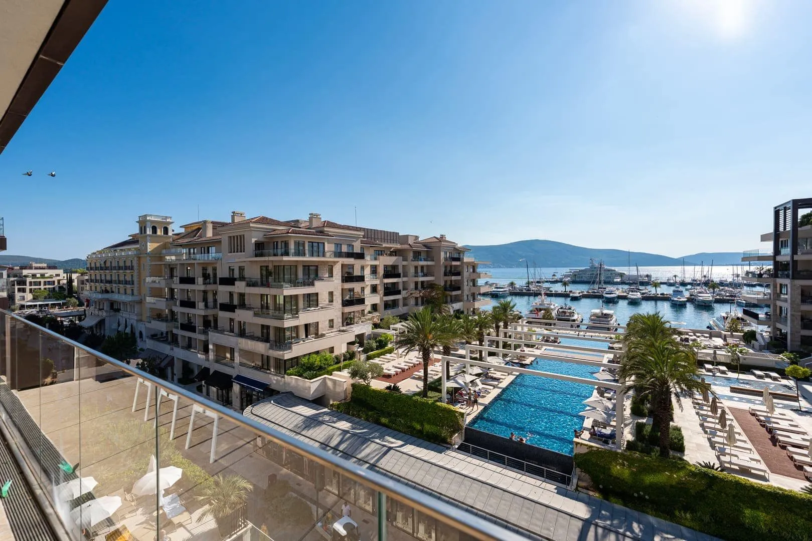 Prodaja, četvorosoban stan, 350m², Porto Montenegro, Tivat