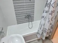 Izdavanje, dvosoban stan, 85m², Bečići, Budva - image 2