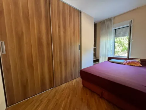 Izdavanje, jednosoban stan, 38m², Pod Goricom, Podgorica - image 4
