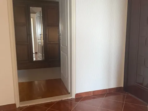 Rent, one bedroom apartment, 52m², Donja Lastva, Tivat - image 4