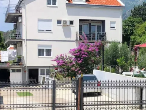 Sale, hospitality venue, 420m², Sutomore, Bar