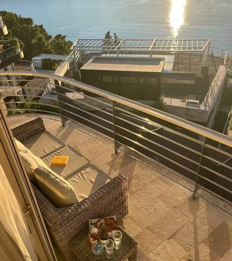 Prodaja, dvosoban stan, 178m², Dukley Gardens, Budva