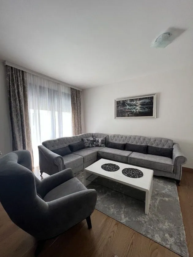 Prodaja, jednosoban stan, 48m², Tivat, Crna Gora