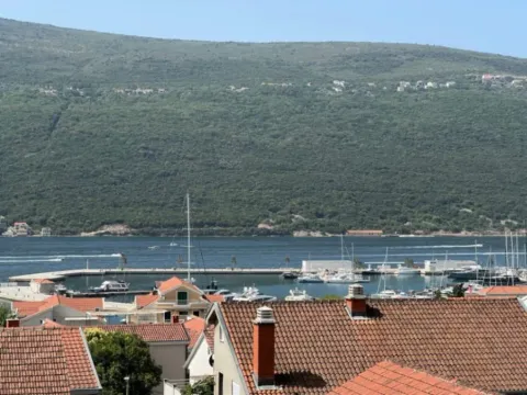 Prodaja, trosoban stan, 107m², Đenovići, Herceg Novi - image 13