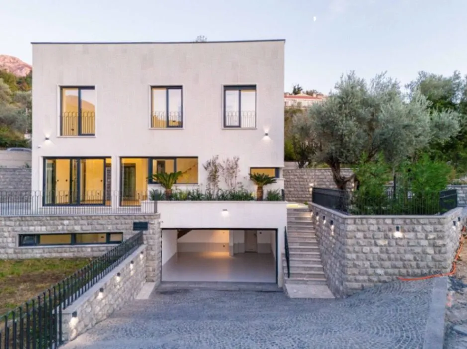 Sale, house, 380m², Budva, Crna Gora