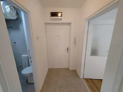 Rent, two bedroom apartment, 43m², Detelinara, Novi Sad Sve Podlokacije - image 8