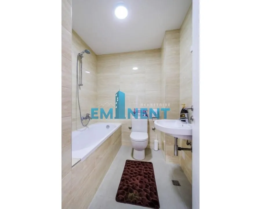 Izdavanje, trosoban stan, 60m², Novi Beograd Blok 67, Novi Beograd Sve Podlokacije