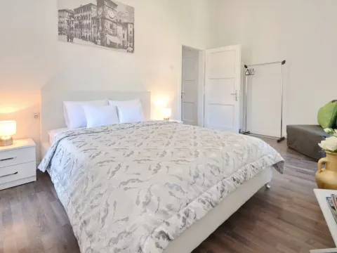 Prodaja, jednosoban stan, 42m², Stari Grad Kotor, Kotor - image 9