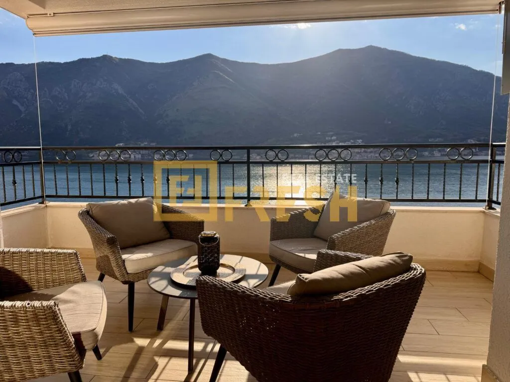 Prodaja, dvosoban stan, 85m², Kotor, Crna Gora