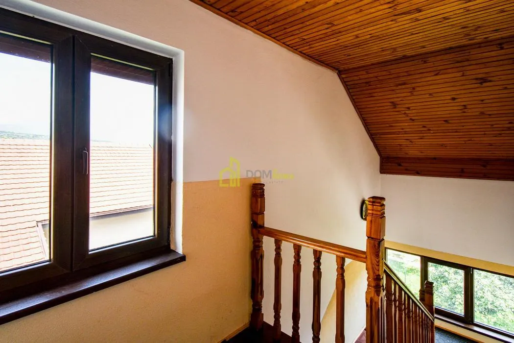 Sale, house, 370m², Tološi, Podgorica