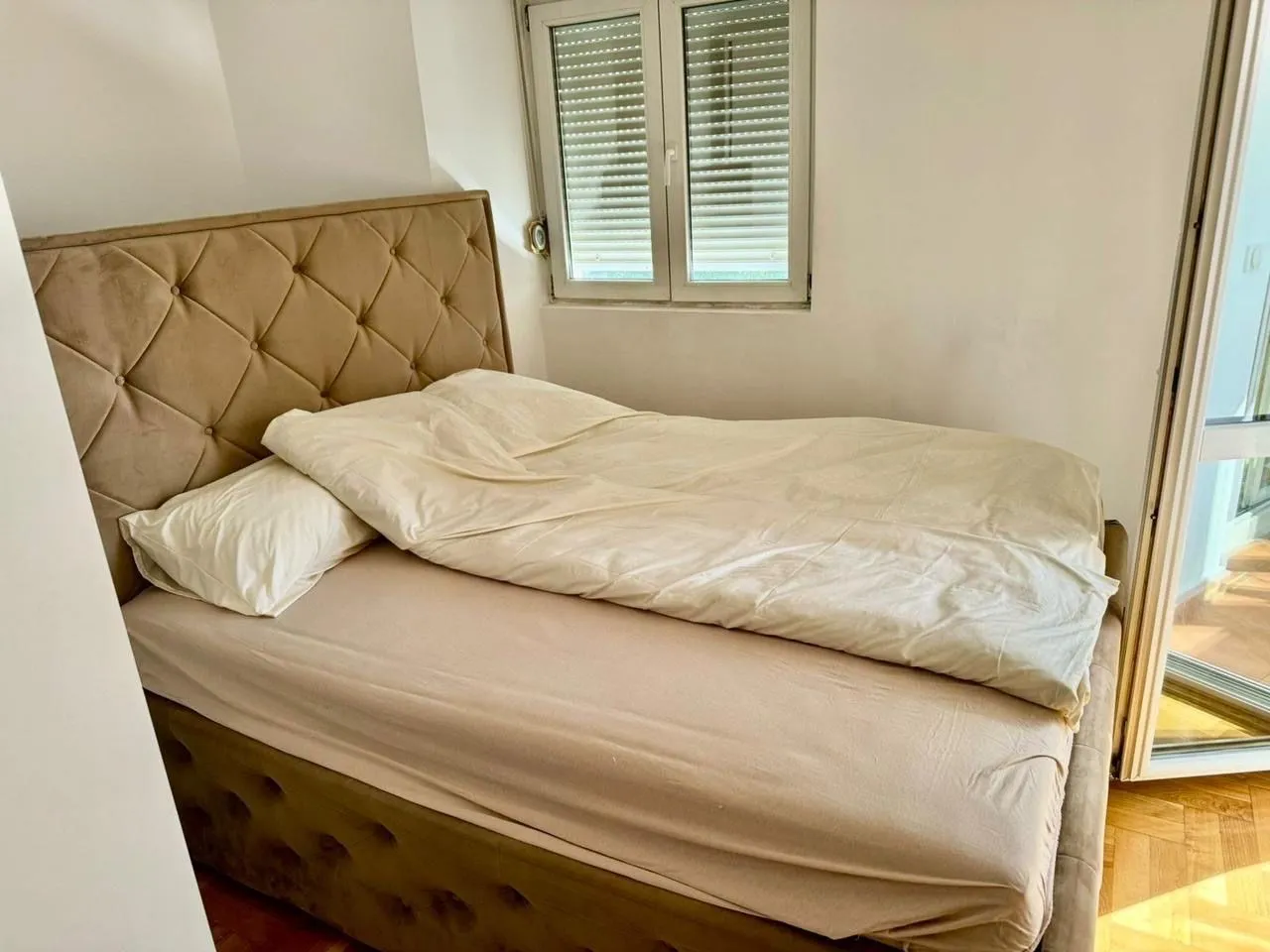 Izdavanje, dvosoban stan, 60m², Centar, Podgorica